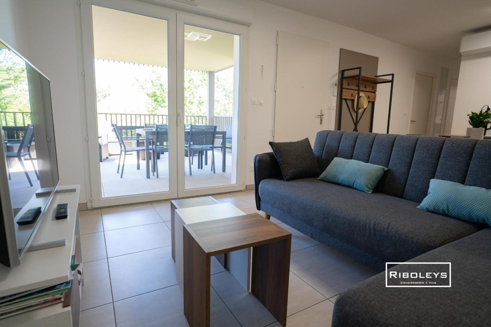Marina Lodge - T4 avec terrasse à 400m de la mer Vias Eksteriør bilde
